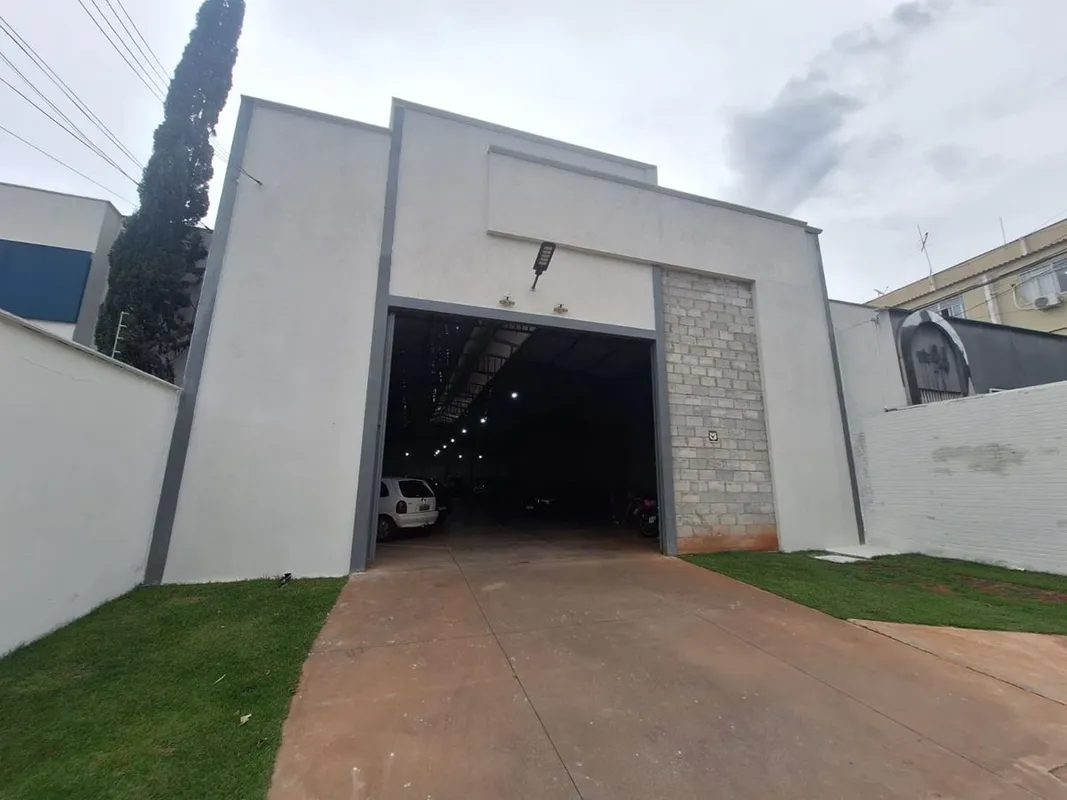 Apresentamos uma excelente oportunidade para instalar a sua empresa numa localiz...