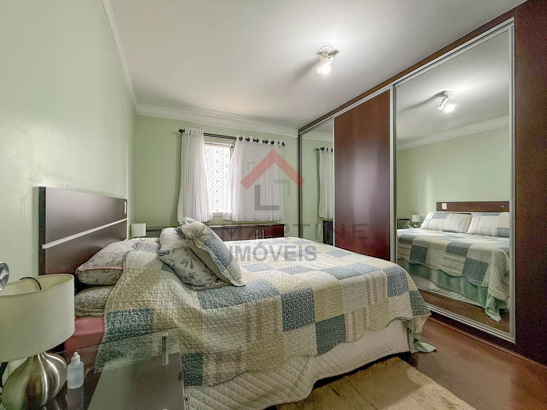 Apartamento amplo e bem distribuído, localizado em uma das regiões mais valoriza...