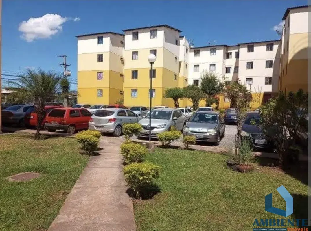 Apartamento térreo para aluguel na QN 108 de Samambaia Sul a pouco metros da est...
