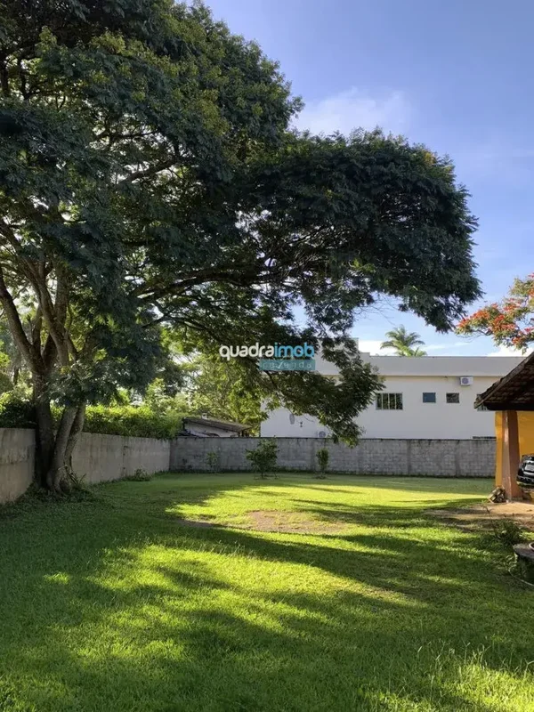EXCELENTE OPORTUNIDADE NO LAGO NORTE — 2.128 m² + 3.000 m² DE ÁREA VERDE | R$ 2....