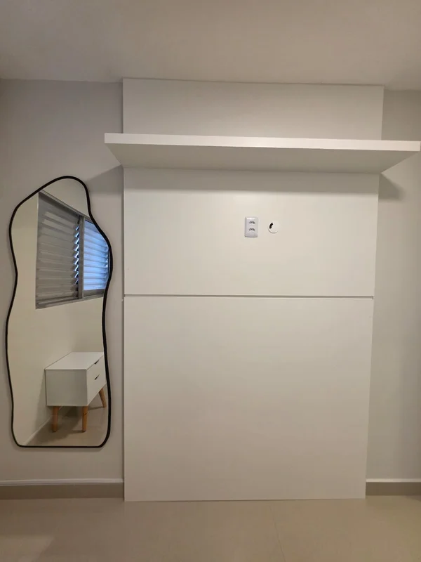 Disponível para venda Excelente apartamento todo reformado, em local tranquilo. ...