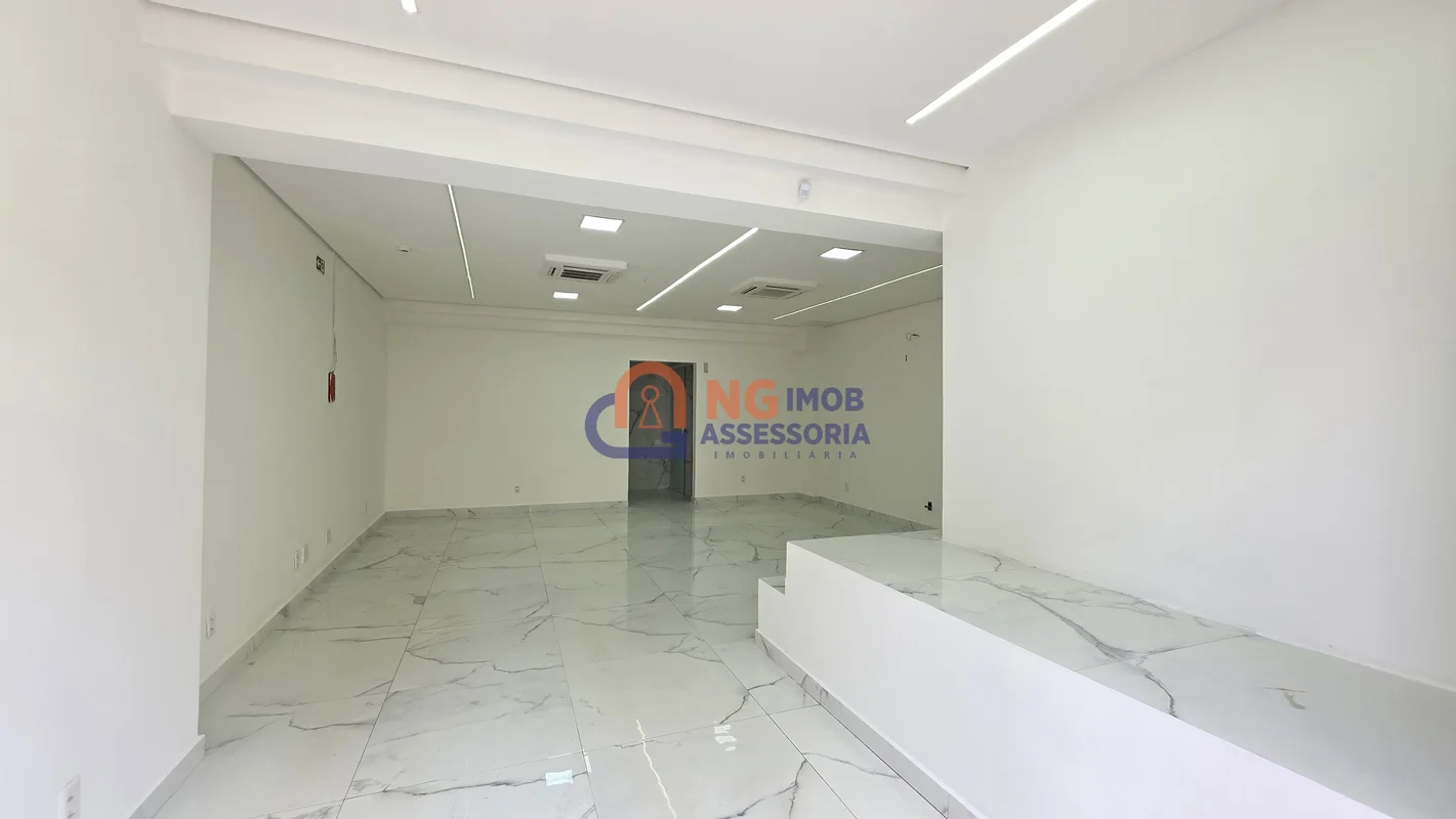 Localização:Excelente localizaçãoPróximo a paradasImóvel:LOJA COM 60m² REFORMADA...