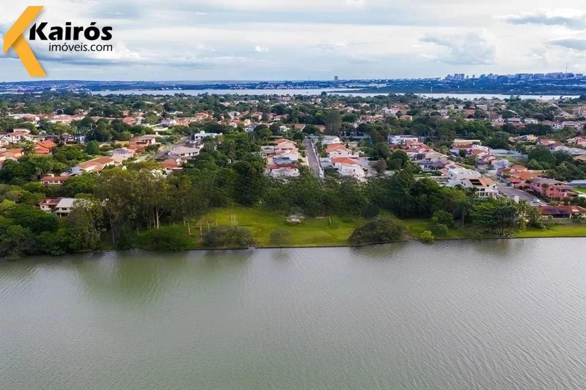 EXCLUSIVO TERRENO À BEIRA-LAGO (PONTA DE PICOLÉ).Uma oportunidade rara para quem...