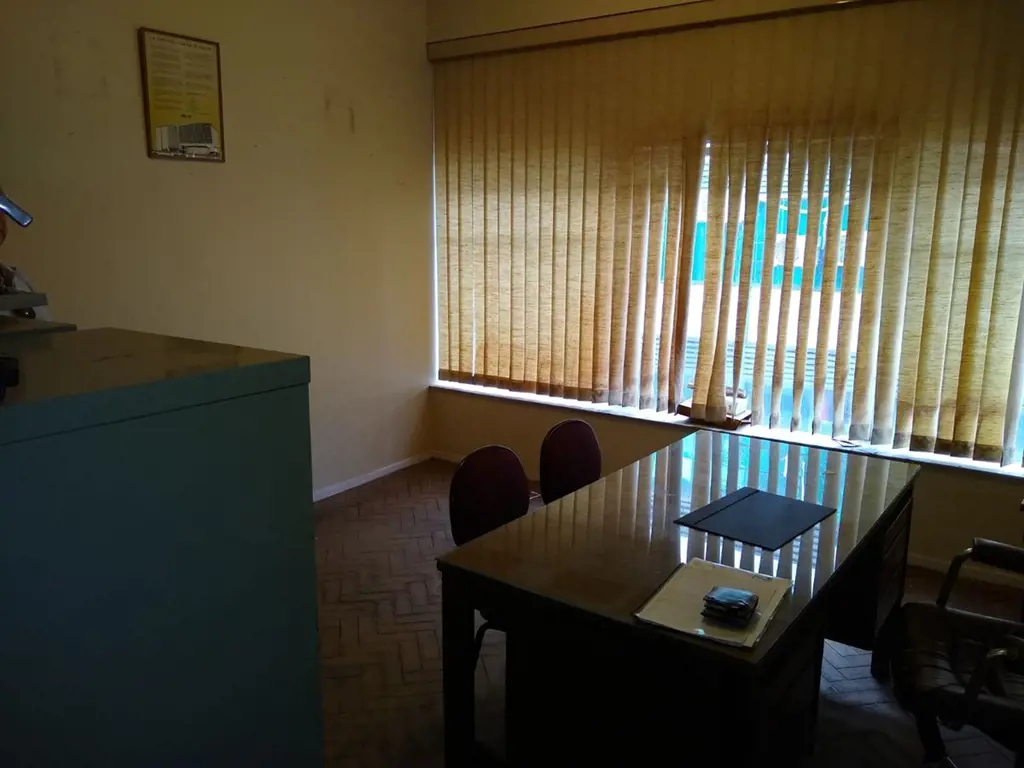 VENDO EXCELENTE SALA NO EDIFÍCIO JOSÉ SEVERO, SETOR COMERCIAL SUL.COM ÁREA PRIVA...