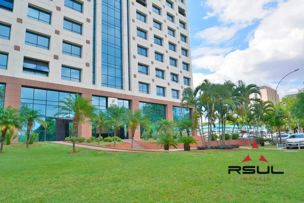 São 2 salas integradas, bem divididas, recepção com ambiente de espera, 2 banhei...