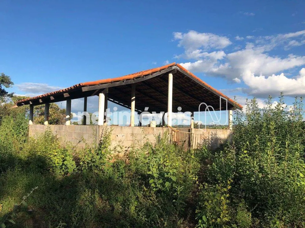 Chácara a venda no Núcleo Rural Boqueirão Possui 2 entradas independentes com Po...