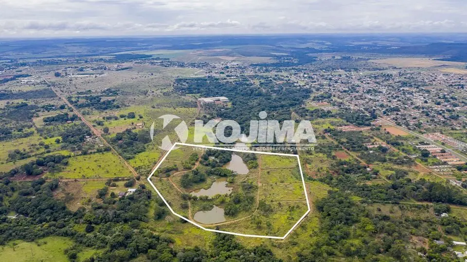 VILLA123906 - Última atualização: 31/03/26 23:31Chácara em LuziâniaTerreno com 2...