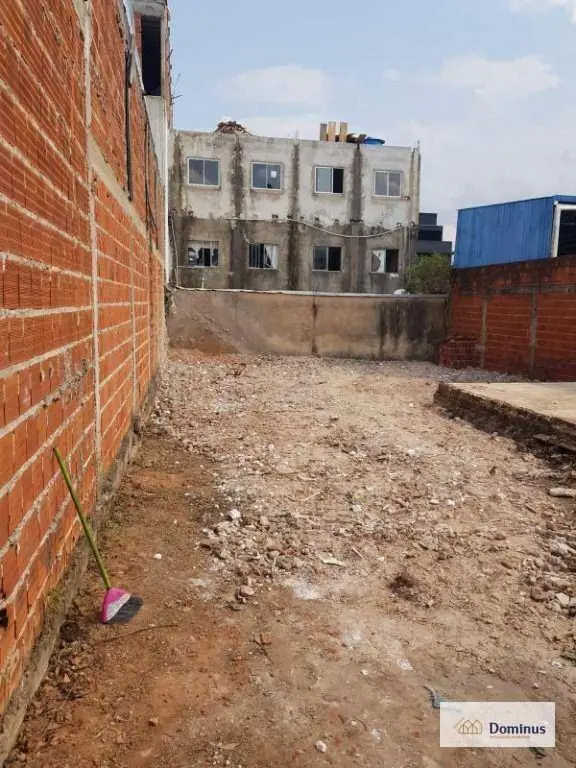 A DOMINUS INTELIGENCIA IMOBILIARIA VENDE:Ótimo Terreno Comercial na QN 07 Próxim...