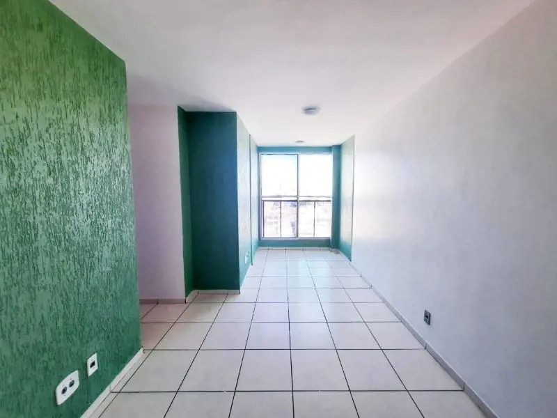 Venha conhecer este incrível apartamento localizado no QR 208, com todo o confor...