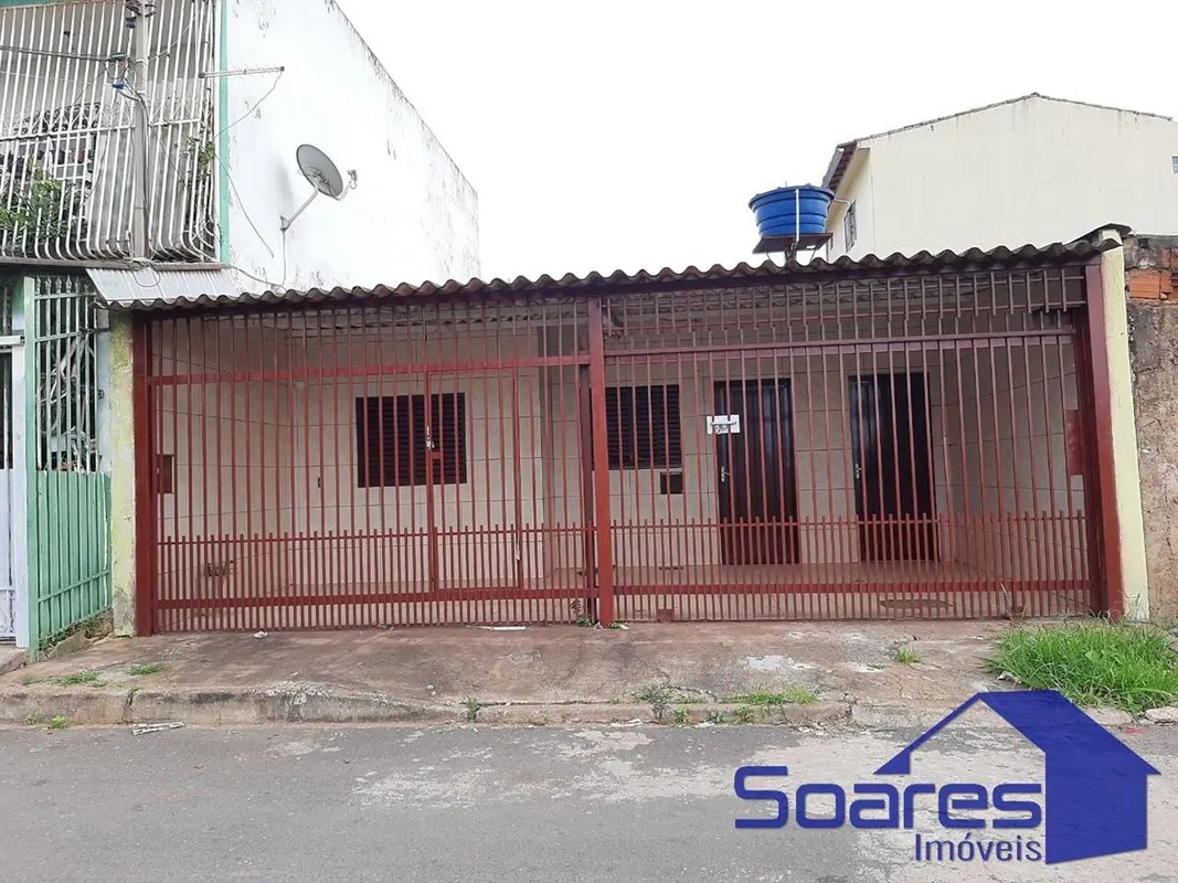 Encante-se com esta incrível casa de 02 quartos na QR 116 CONJUNTO 06!Se você de...