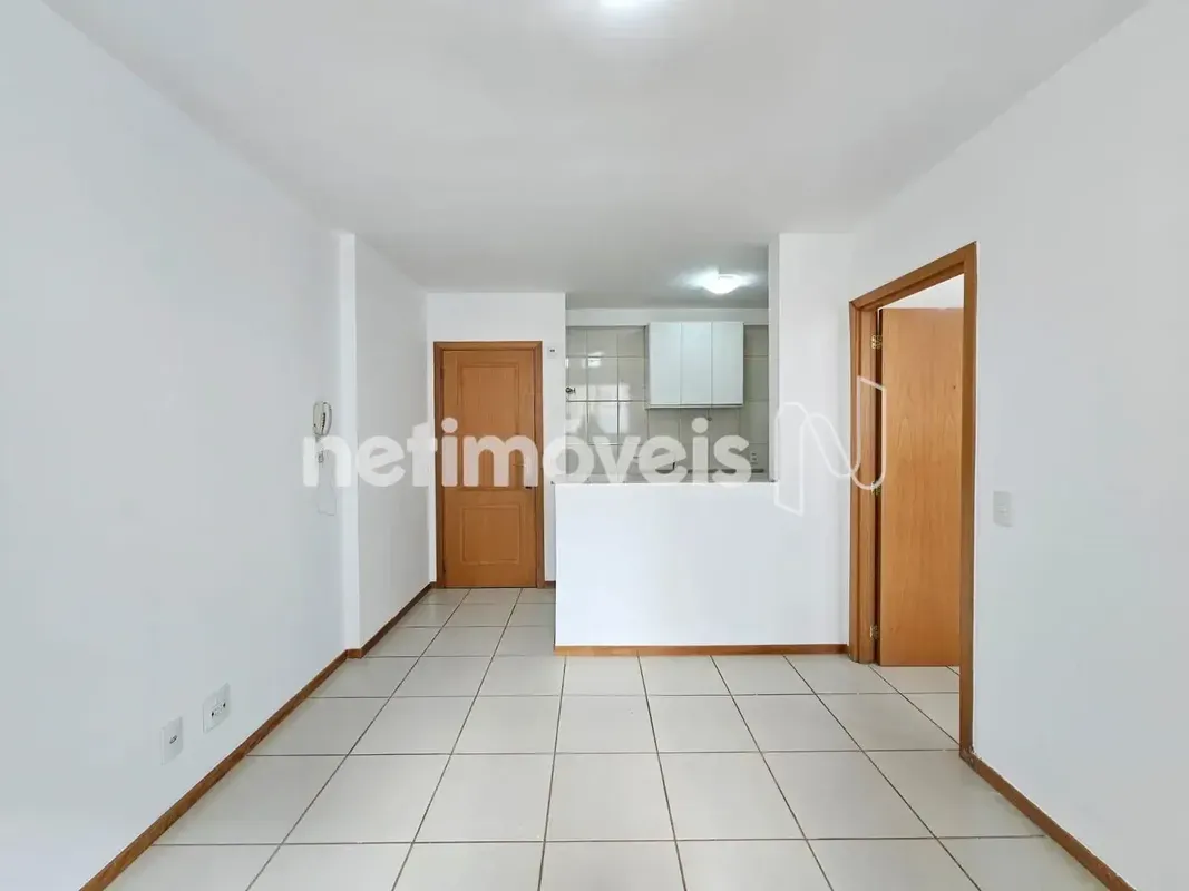 UNO RESIDENCE - Rua 31 Norte - Apartamento 1 quarto Apartamento no oitavo andar,...