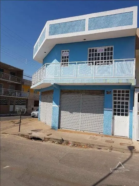 Prédio, Samambaia, comercial/residencial, ao lado Feira Permanente de Samambaia....