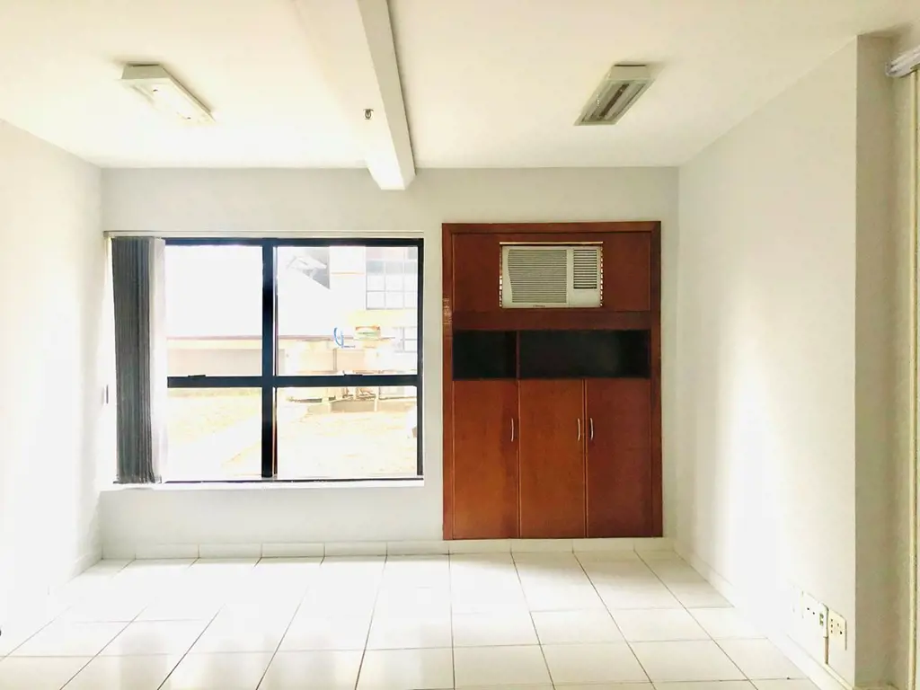 Sala comercial no Liberty Mall, excelente localização!Excelente sala comercial n...