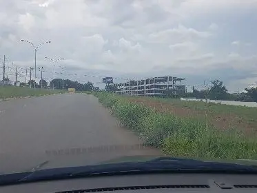  3 lotes, próximo à Faculdade Unievangélica . 20/01/21