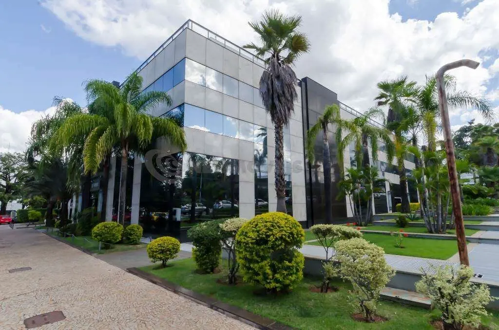  Localizada no Edifício Taurisano. A melhor localização de Brasília. O edifício ...