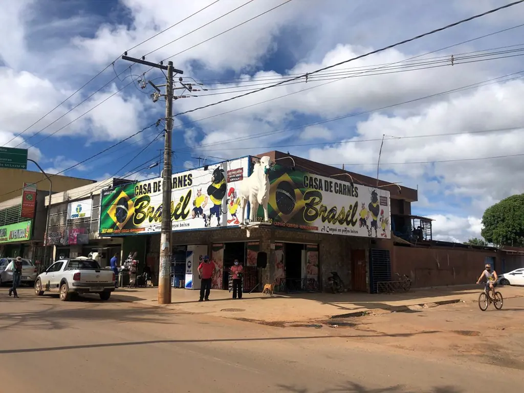 PREDIO COMERCIAL EM TERRENO DE 420 M2,NA AVENIDA PRINCIPAL DE PLANALTINA DE GOIÁ...