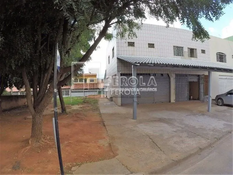FEROLA A MAIS ACESSADA DE BRASÍLIA VENDE PRÉDIO NA QS 402 - 98224-8049 - CENTRO ...