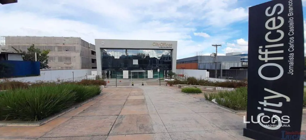 LOJA VENDA SIG BRASÍLIA Loja comercial a venda: SIG/SUL quadra 02.Composto por 0...