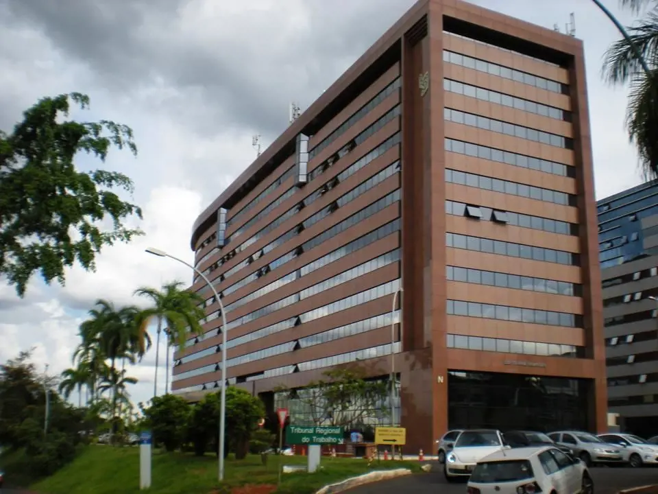 VILLA127991 - Última atualização: 10/04/26 23:32Excelente sala com piso em lamin...