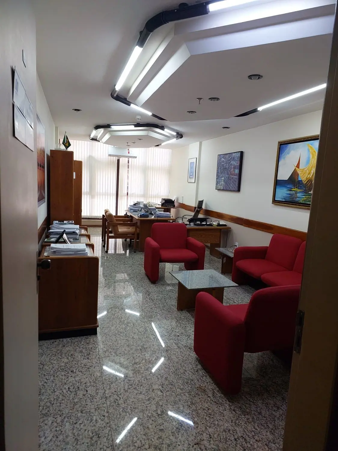 ED. CENTRO EMPRESARIAL ASSIS CHATEAUBRIANDSRTS QD. 701 CONJ. L BL.01 Nº38 SALAS ...