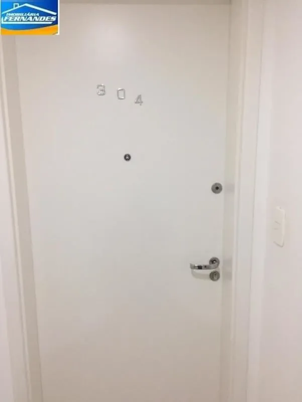 IMOBILIÁRIA FERNANDES aluga excelente apartamento no Ed. Flex Gama, no qual poss...