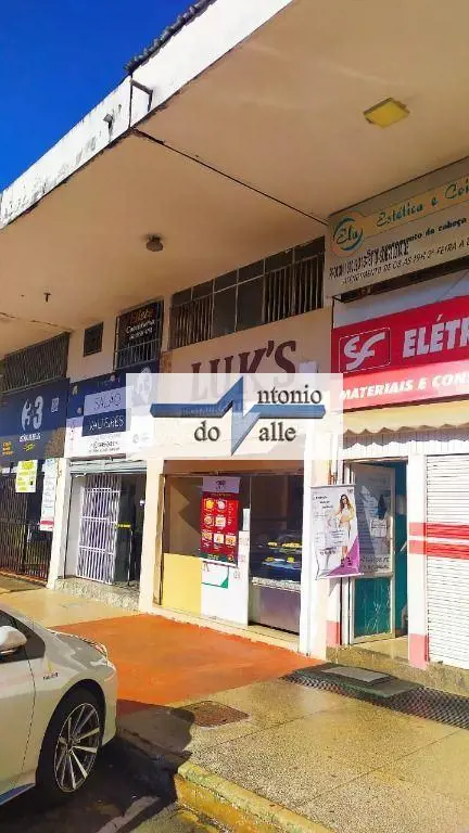 SCLS 313 BL DLoja e sobreloja com banheiro privativo na sobreloja.Área construíd...