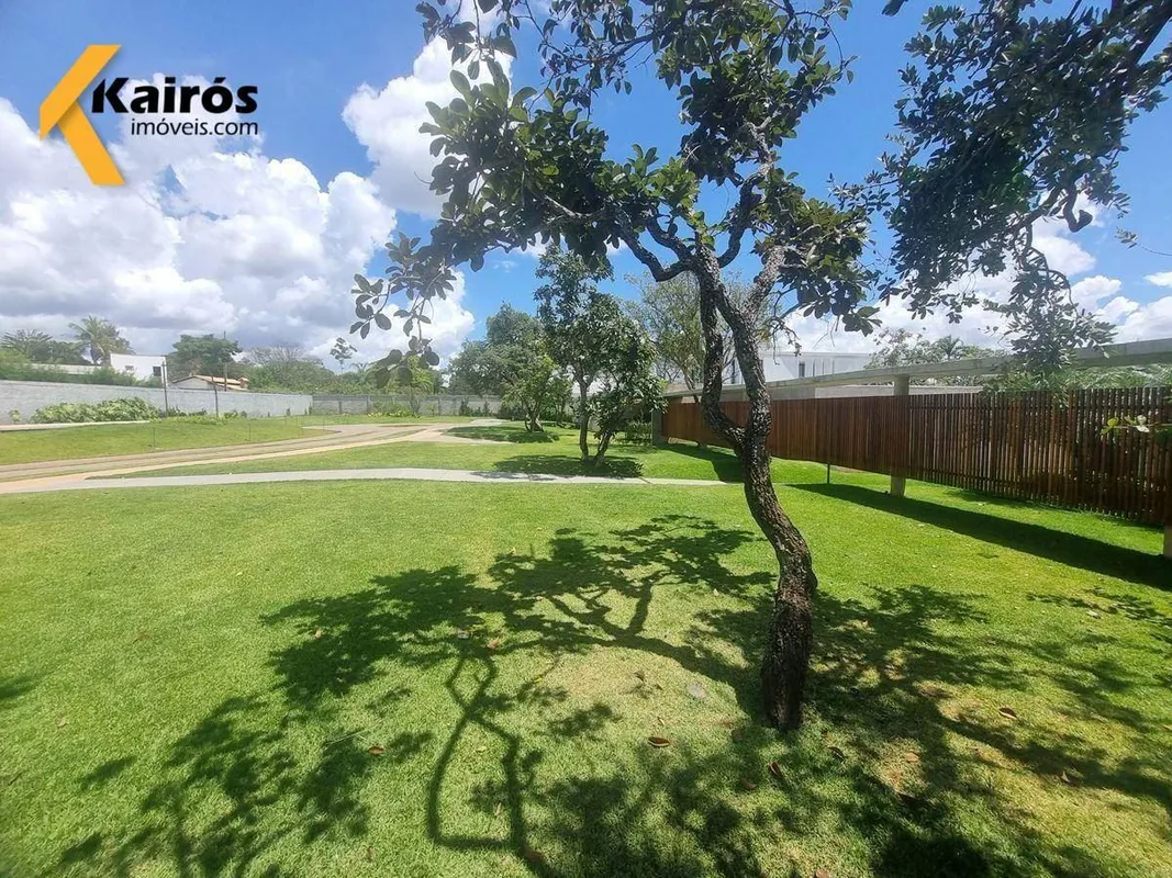 Exclusividade na QI 23 do Lago Sul: Terreno com 2.858 m² em condomínio de alto p...