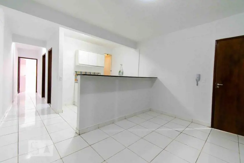Apartamento no Polo de Modas - QE 40 Características: 2 quartos, portaria c/ int...