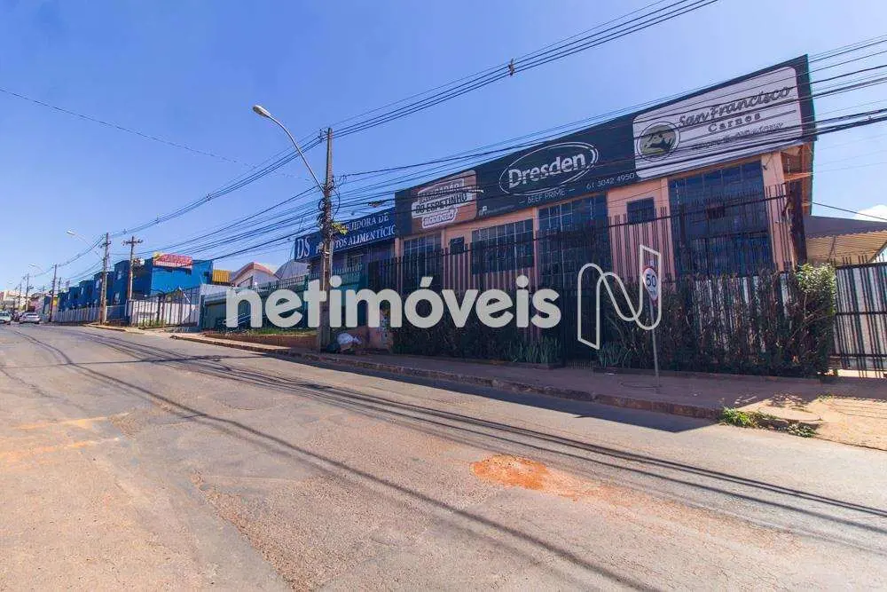 Galpão Frigorífico - ADE Águas Claras Terreno de 1.200m2Prédio com 115 m2 com do...