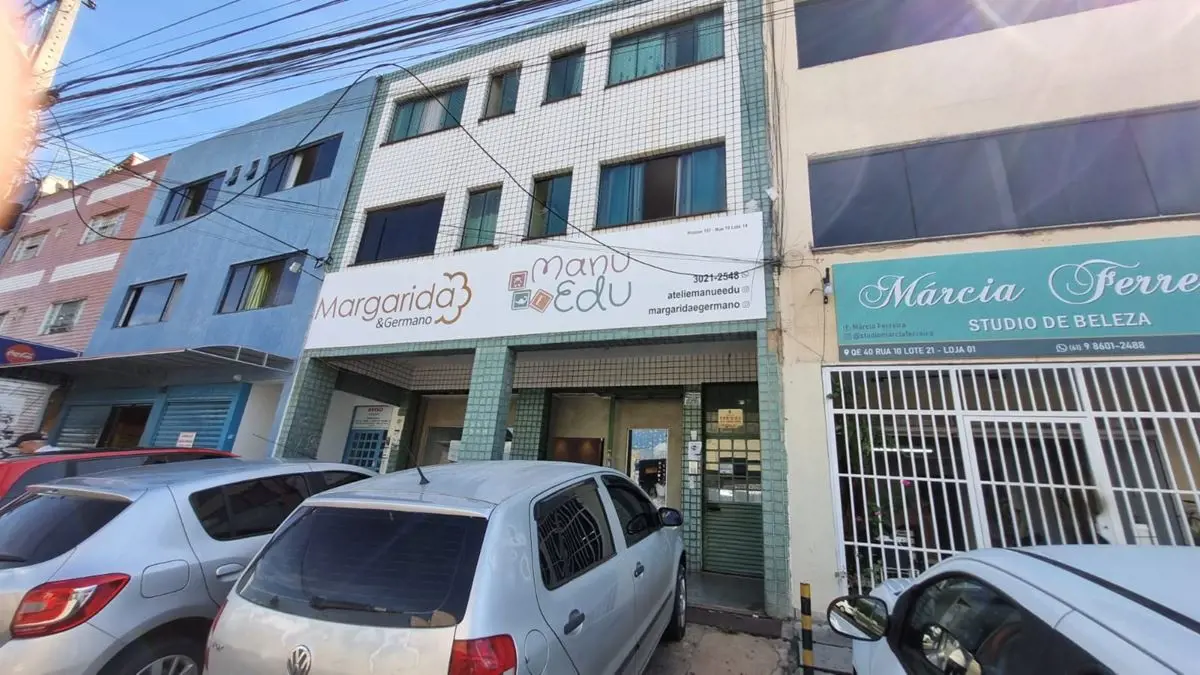 Excelente apartamento, localizado no Polo de Modas do Guará II.Composto por 01 q...