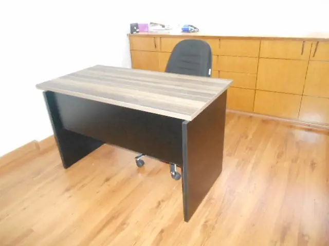 Sala Comercial no 5° Andar com banheiro e Vaga de garagem no subsolo.Prédio com ...