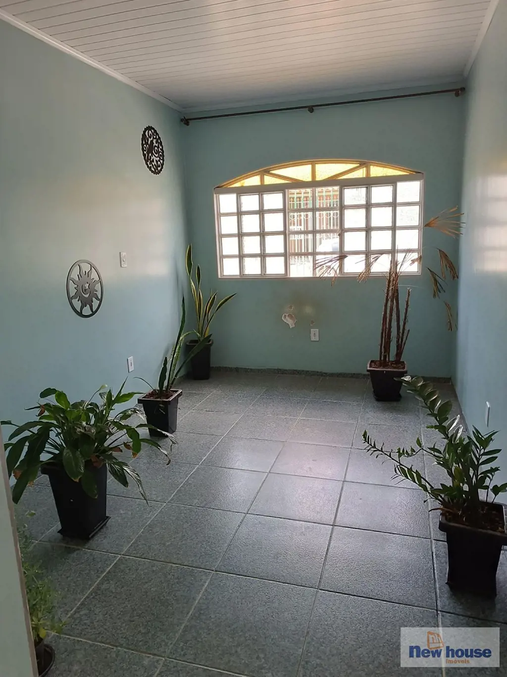 Excelente Casa Qnm 1703 Quartos sendo 01 Suíte01 Sala01 Copa01 Cozinha01 Banheir...