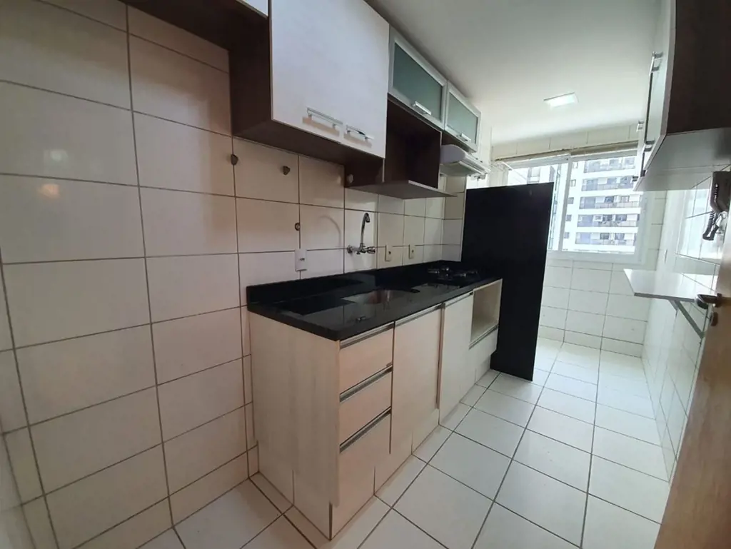 Rua 24 Norte - La Belle Maison Personalisee, 2 qtos, Semi-mobiliado. Se você des...