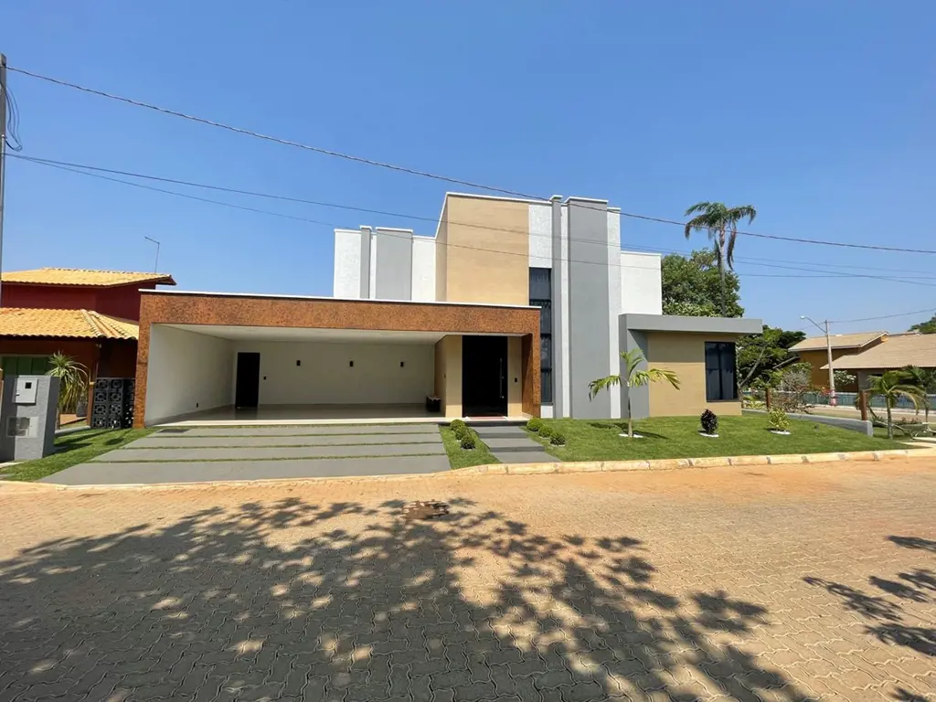 Parece Um Sonho!!! Mais é real!!!.Linda casa de alto padrão, em um dos melhores ...