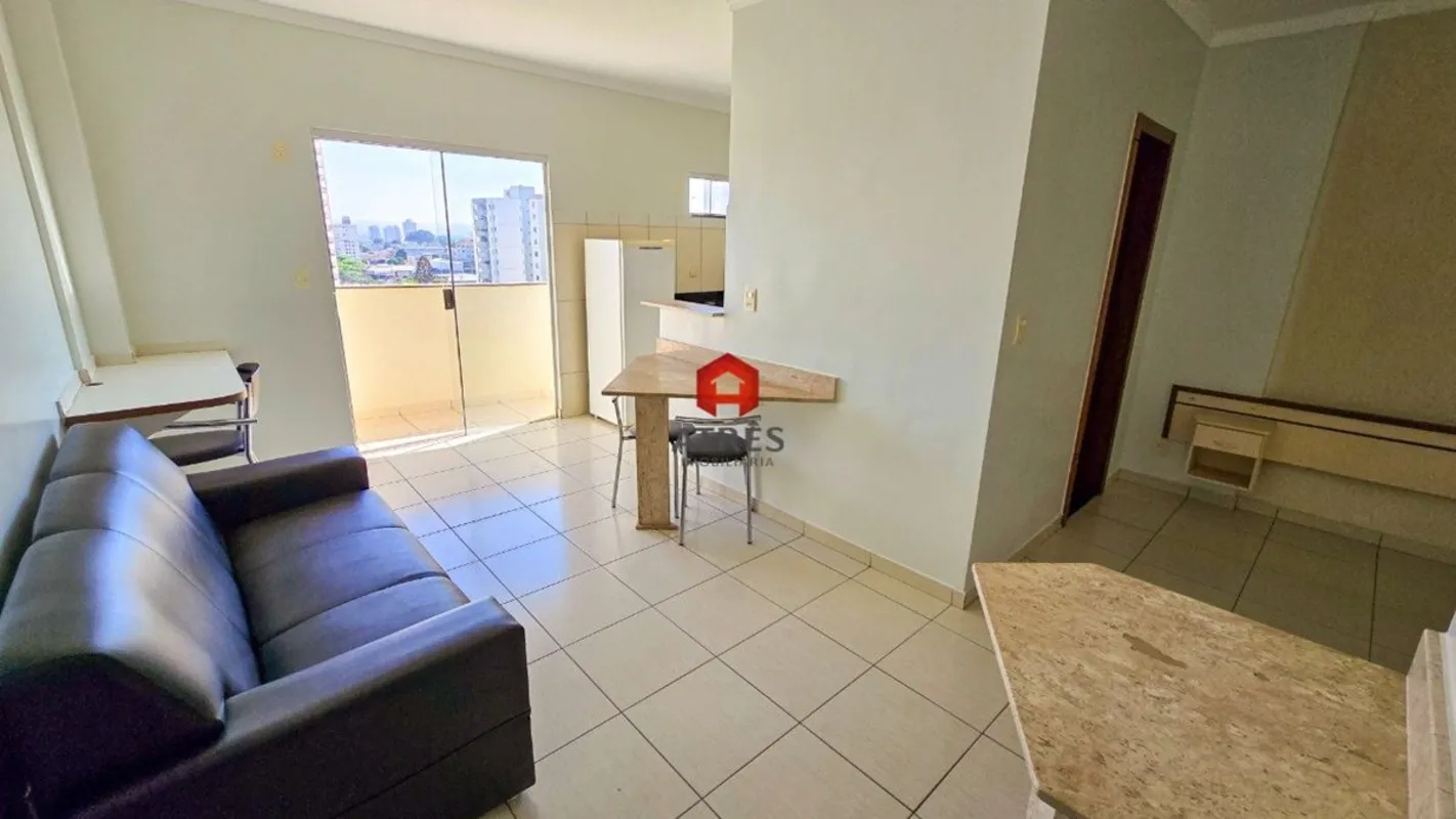 Localizado no Setor Leste Universitário com aproximadamente 35m² composto de: su...