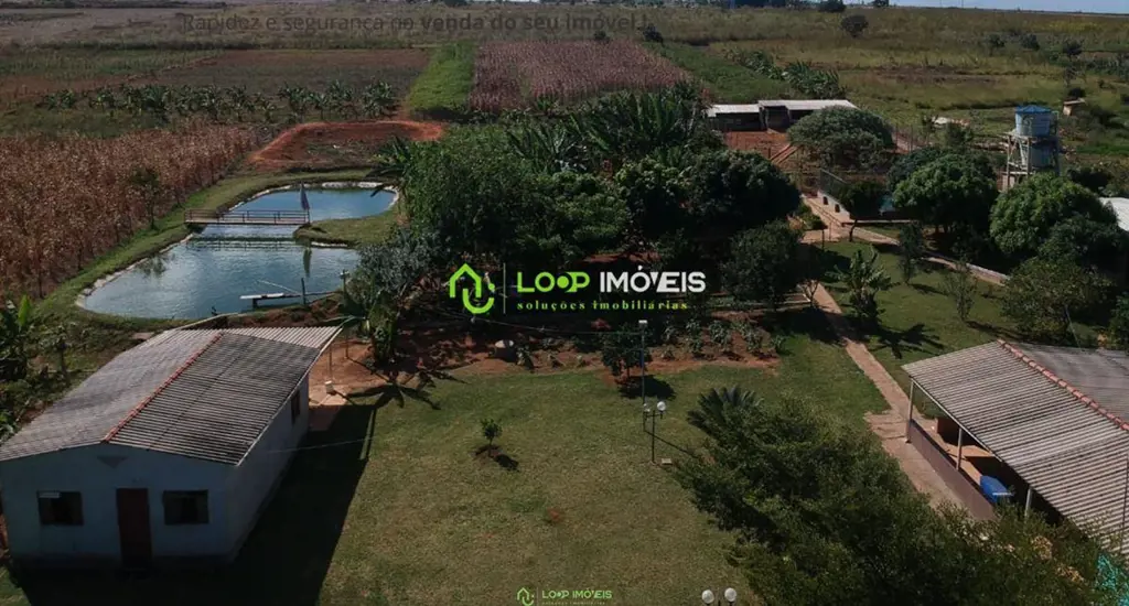 A Loop Imóveis Vende Chácara localizada a 300 metros da BR de Planaltina - Go!!!...