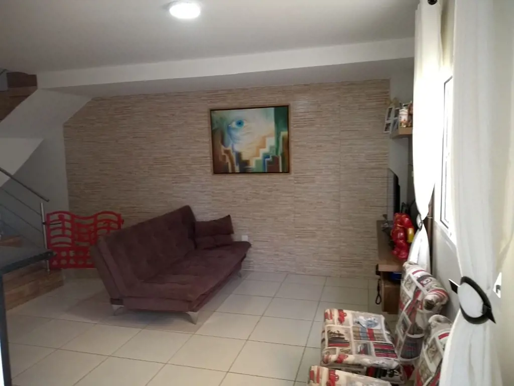 B. Souza Consultoria Imobiliária vende excelente casa, em lote de 260,00m² ESCRI...