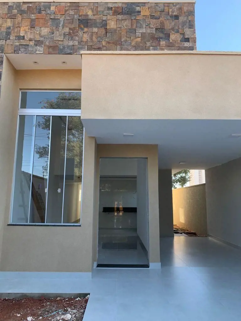 Casa espetacular no JARDIM ATLÂNTICO:?? Casa térrea no Jardim Atlântico em frent...