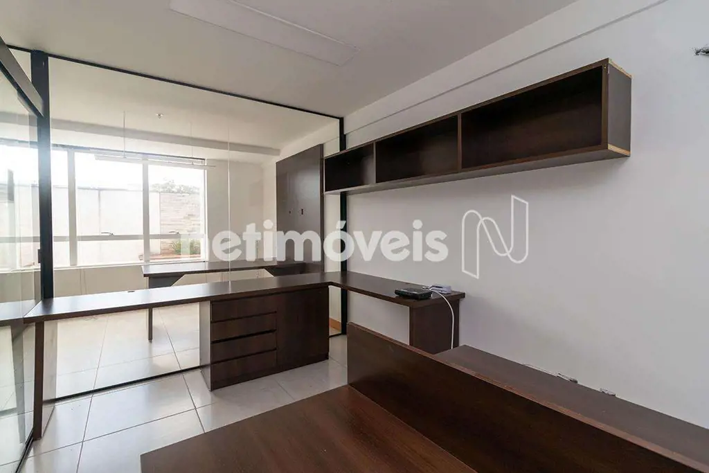 SALA COMERCIAL - EDIFÍCIO PLATINUM OFFICE - SIG QUADRA 01 Localização: Localizaç...