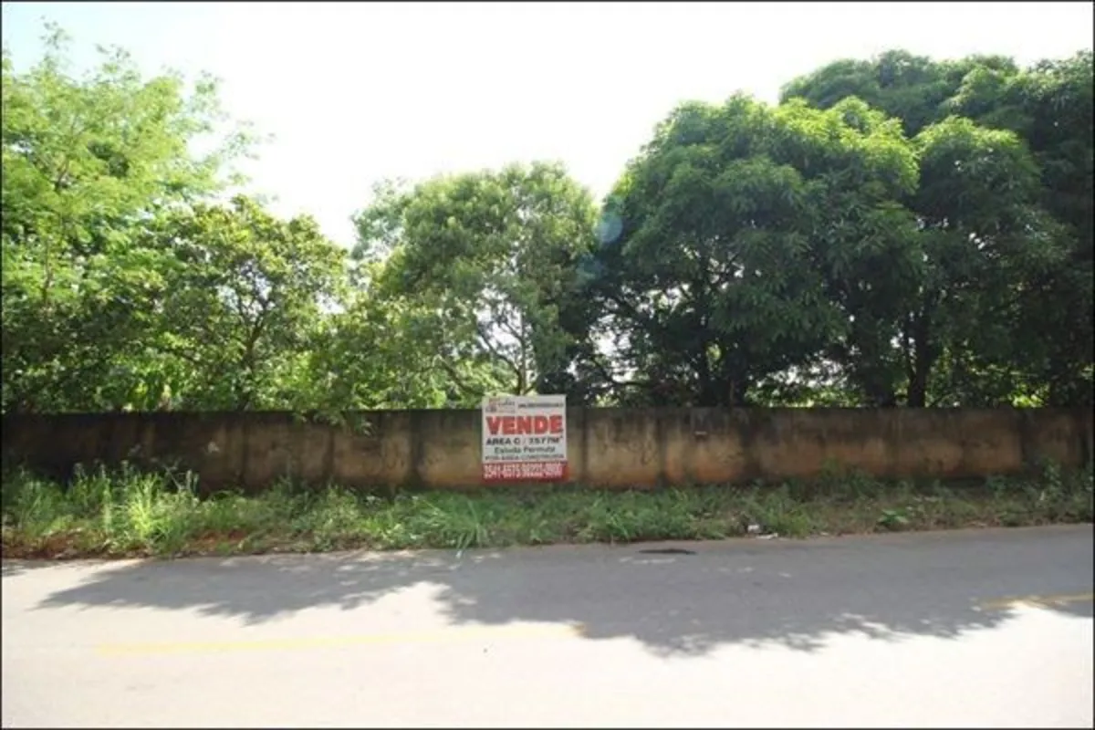 Área com 7.577 m², ótimo para condomínio horizontal. Ao lado do Condomínio Jardi...