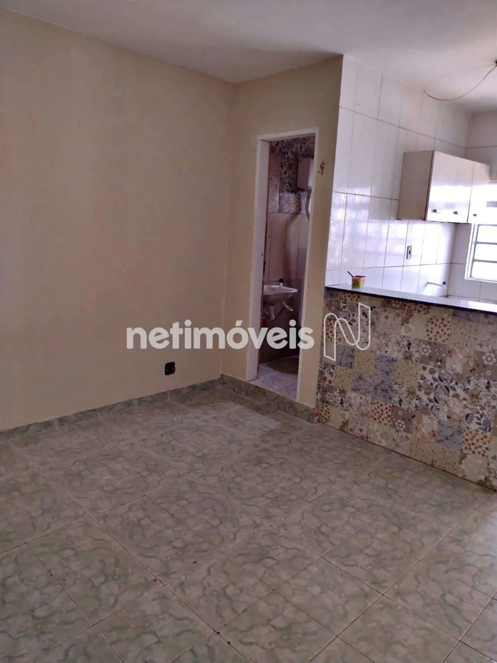 COD SAN 892706Excelente Prédio com aproximadamente 430 m²;Sala com varanda incor...