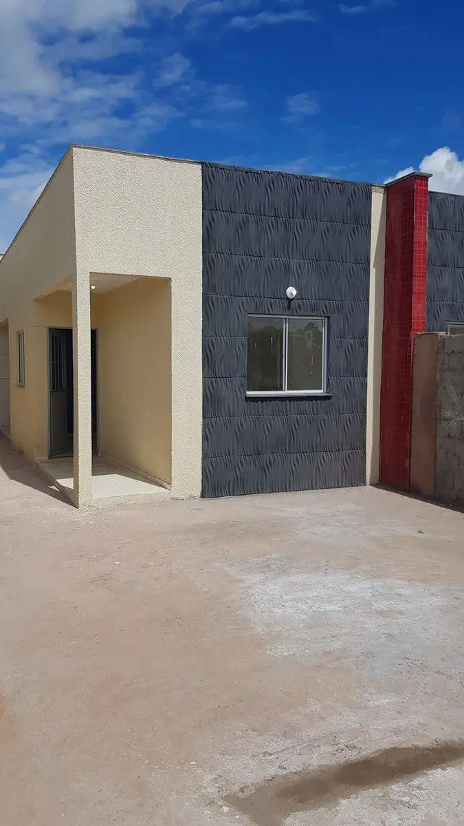 VENDO EXCELENTE CASA EM SANTO ANTÓNIO DO DESCOBERTO-GO SITUADA NA QUADRA 240 LOT...