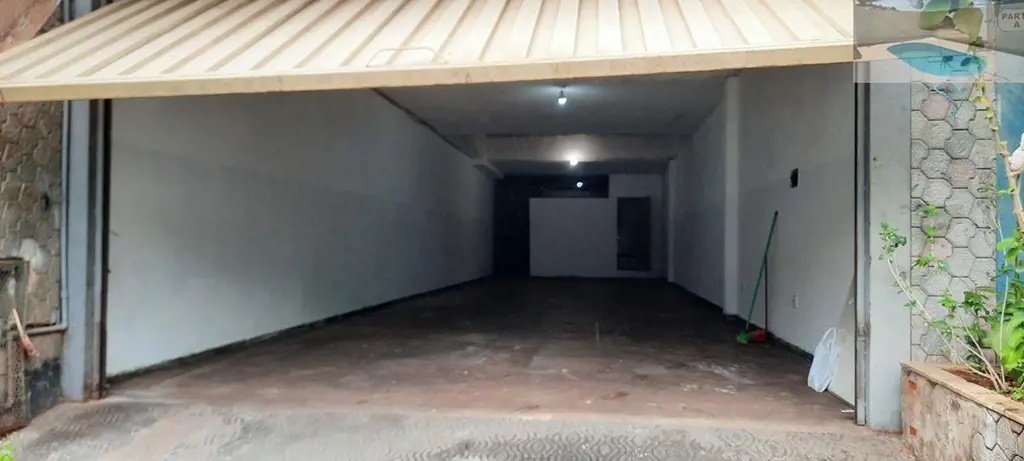 $$$$ Excelente Localização $$$$$Loja com 100 m2Piso granetinaPorta de ferro01 ba...