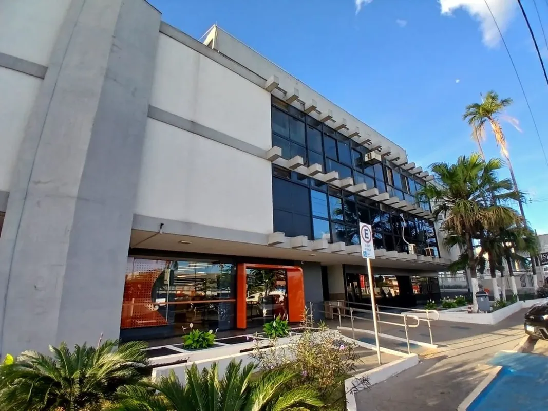 Esta sala comercial possui 40 m² reúne praticidade, funcionalidade e excelente a...