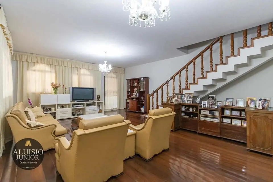 VILLA134703 - Última atualização: 02/04/26 23:31SUPER CASA DE ESQUINA DE 370m², ...