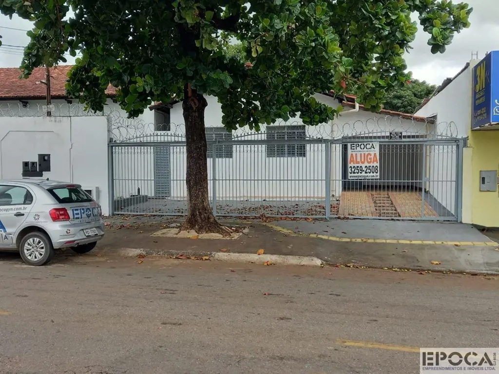 CASA COMERCIAL/ RESIDENCIAL COM 03 QUARTOS SENDO 01 SUÍTE, 01 BANHEIRO SOCIAL, 0...