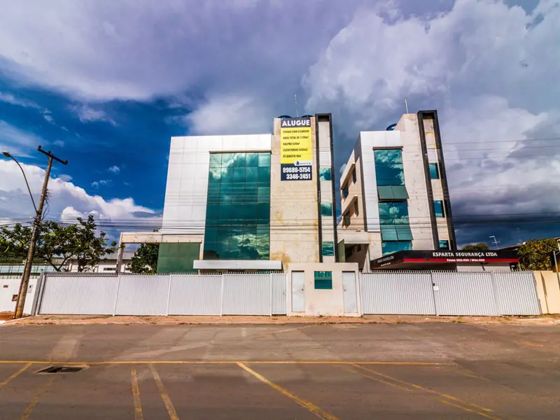 Aluguel!Excelente prédio com elevador, 3 pavimentos + subsolo, totalizando 650,0...