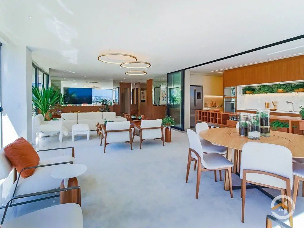 Apartamento 4 Suítes no Alto do Bueno com 199m2.Alto do Bueno, Em frente ao Parq...