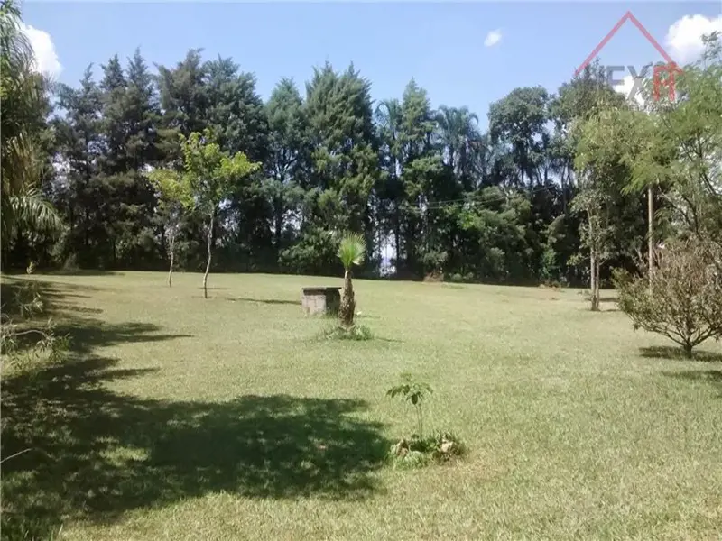 Estancia Vargem Bonita, Próximo Rodovia GO 020, Antes da barreira policial. Chác...