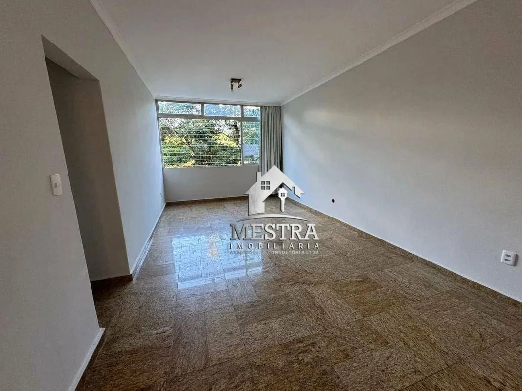 OPORTUNIDADE NA ASA SUL SQS 205!Apresentamos este excelente apartamento em uma d...